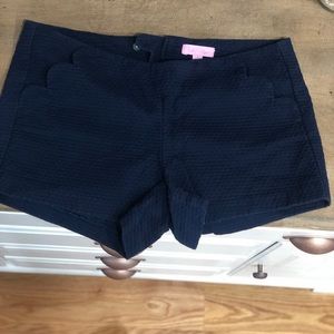 Navy Blue size 2 Lilly Pulitzer shorts.